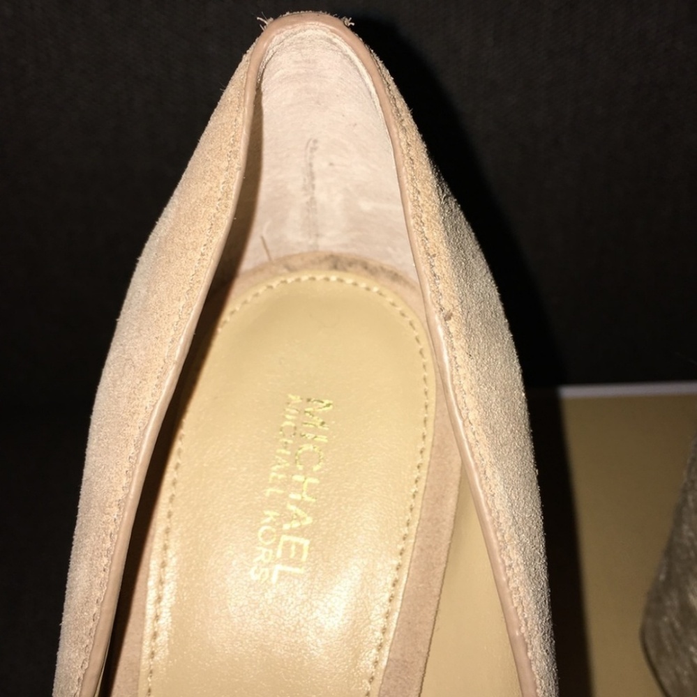 COPY - NIB Michael Kors khaki bow wedges in his box - Picture 4 of 6